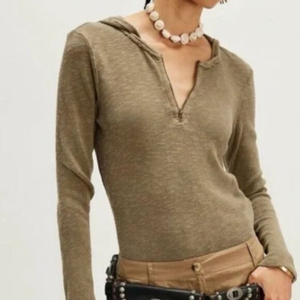 NWT Free People We the Free Speed Drive Hooded Long Sleeve in Caiman Olive - XS - Picture 3 of 9